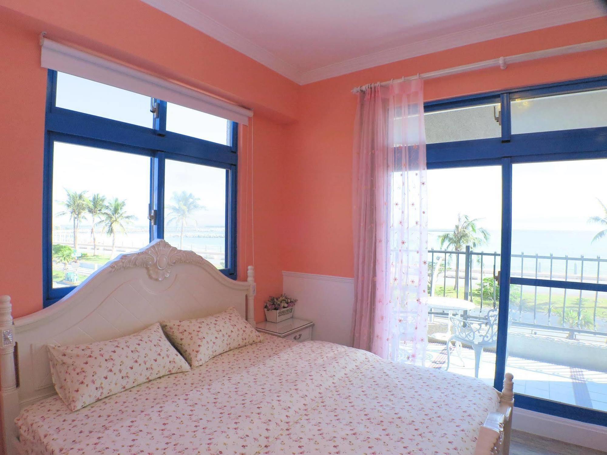 White Sand Homestay Hualien City Exterior photo
